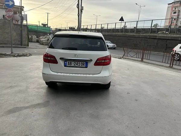forDailyRentB 250 Mercedes