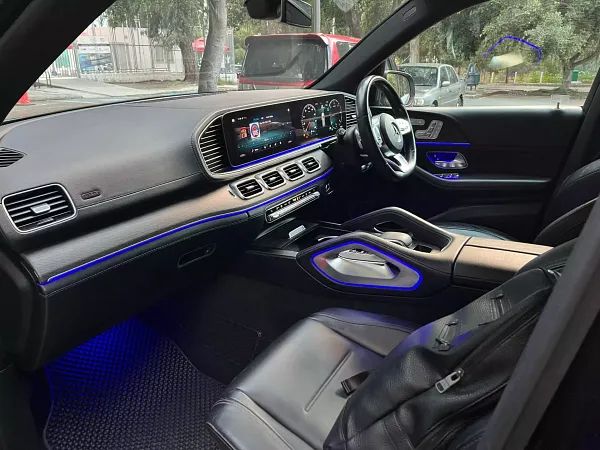 forDailyRentGLE 300 Mercedes