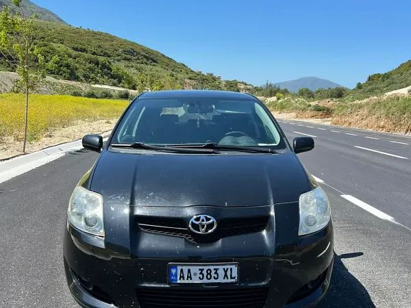 forDailyRentAuris Toyota