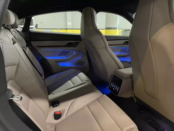 forDailyRentTaycan 4S Porsche