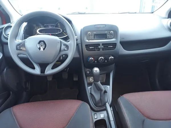 forDailyRentClio Renault
