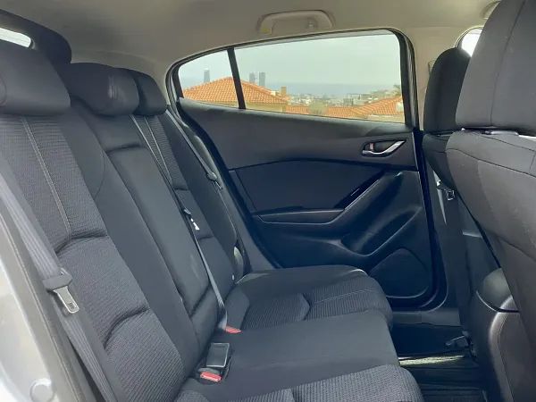 forDailyRentAxela Mazda