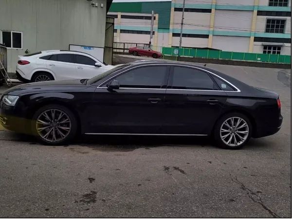 forDailyRentA8 Audi