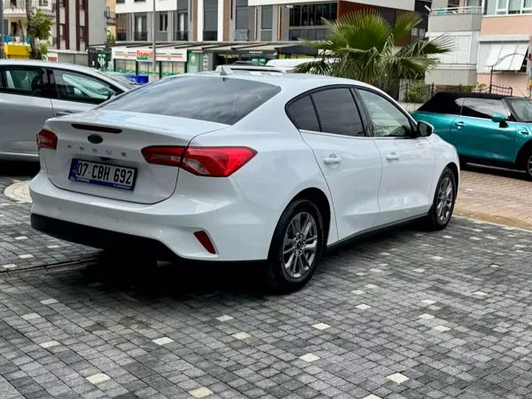 forDailyRentFocus Ford