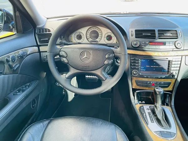 forDailyRentE 320 Mercedes
