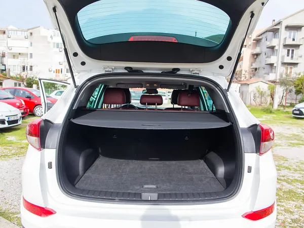 forDailyRentTucson Hyundai