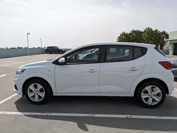 forDailyRentSandero Dacia