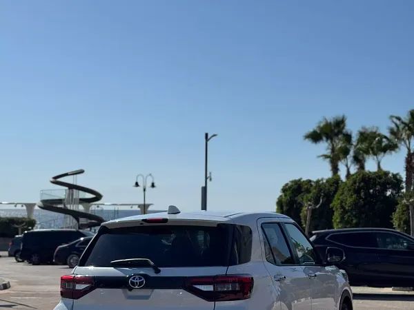 forDailyRentRaize Toyota
