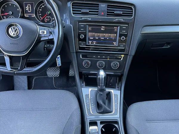 forDailyRentGolf Volkswagen