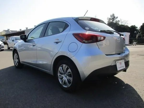 forDailyRentDemio Mazda