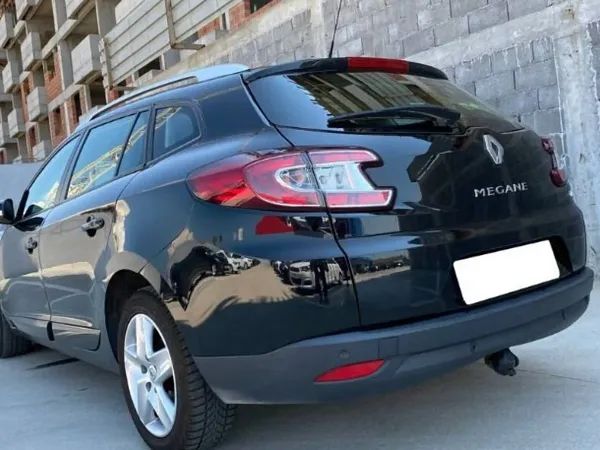 forDailyRentMegane Renault