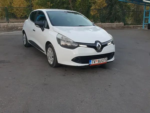 forDailyRentClio Renault