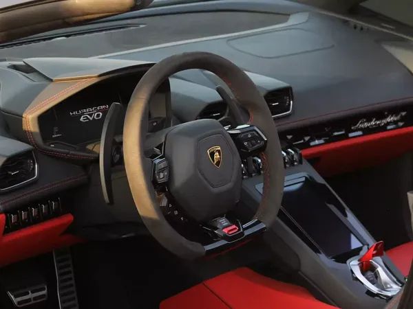 forDailyRentHuracan Evo Spyder Lamborghini