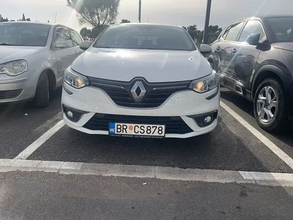 forDailyRentMegane Renault
