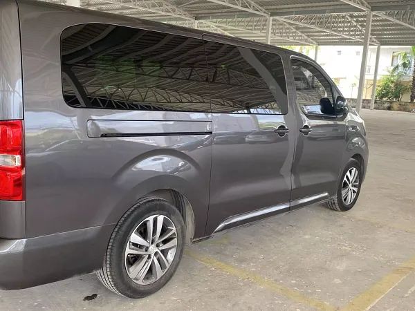 forDailyRentExpert Traveller Peugeot