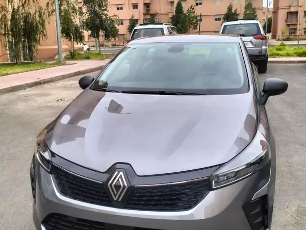 forDailyRentClio Renault