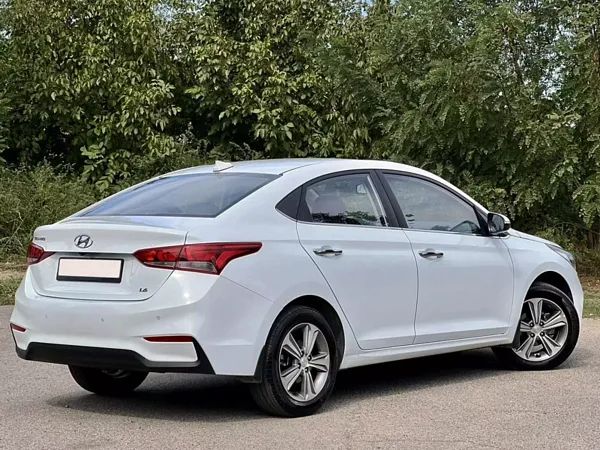forDailyRentSolaris Hyundai