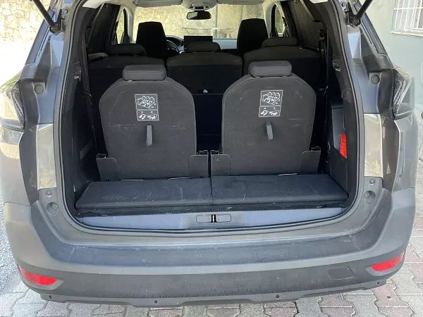 forDailyRent5008 Peugeot