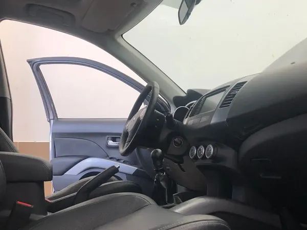 forDailyRentOutlander Mitsubishi