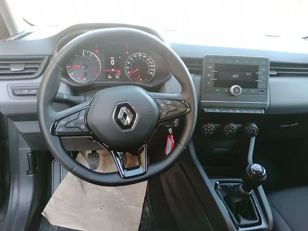 forDailyRentClio Renault