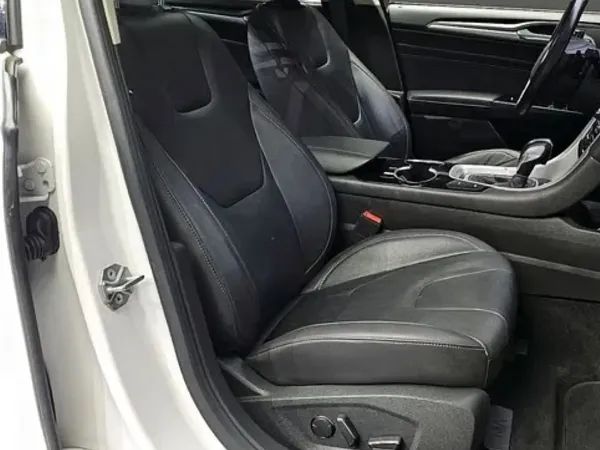 forDailyRentMondeo Ford