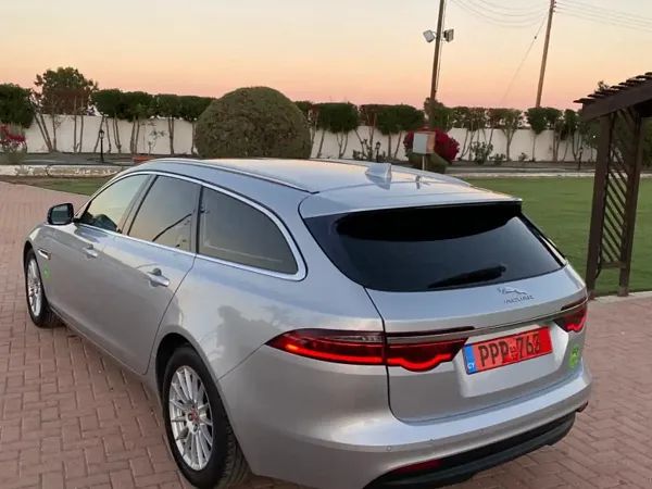 forDailyRentXF Jaguar