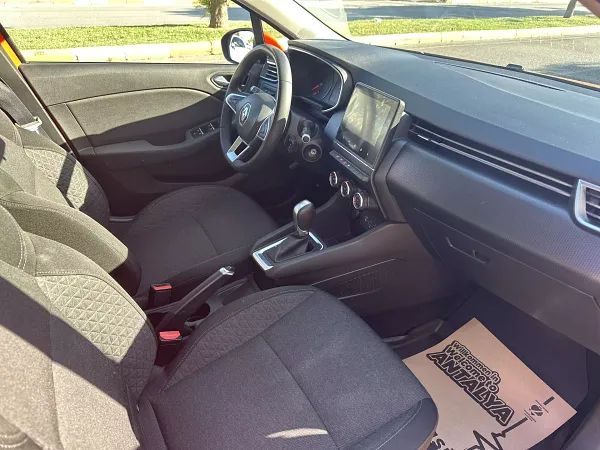 forDailyRentClio Renault