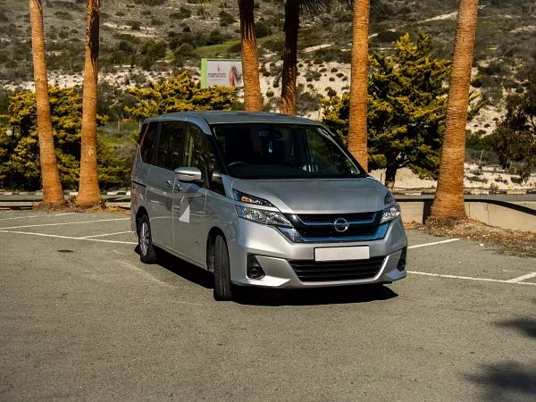 forDailyRentSerena Nissan
