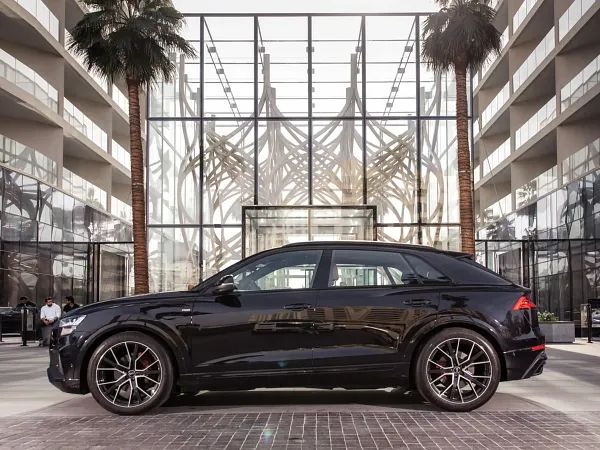 forDailyRentQ8 Audi