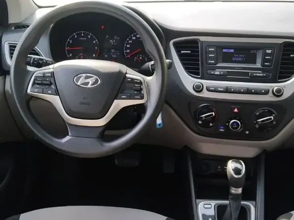 forDailyRentAccent Hyundai