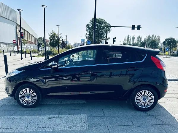 forDailyRentFiesta Ford
