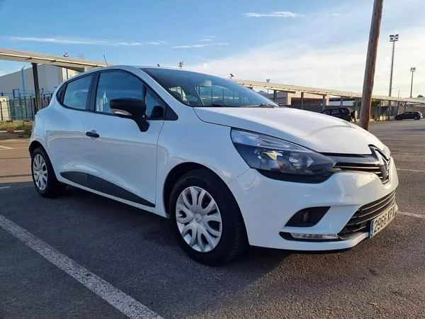 forDailyRentClio Renault