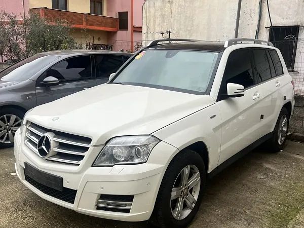 forDailyRentGLK 220 Mercedes