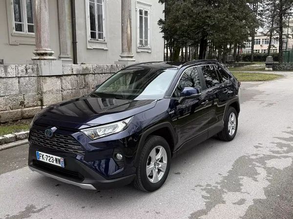 forDailyRentRav 4 Toyota