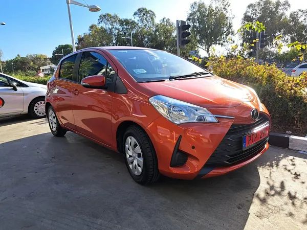 forDailyRentVitz Toyota
