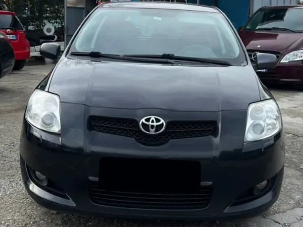 forDailyRentAuris Toyota