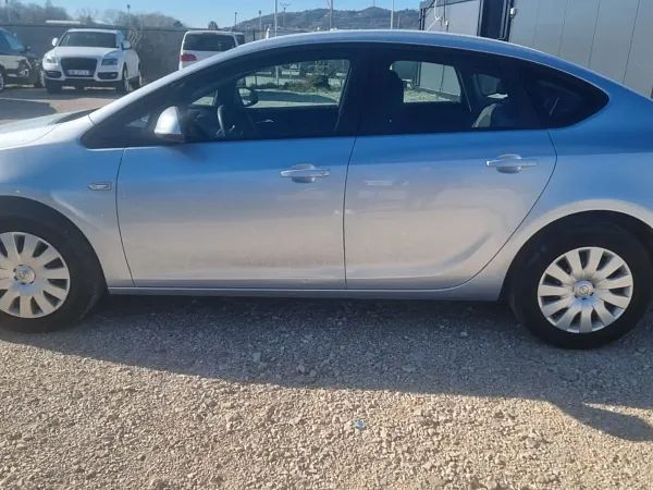 forDailyRentAstra Opel