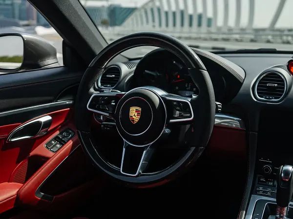 forDailyRentCayman Porsche