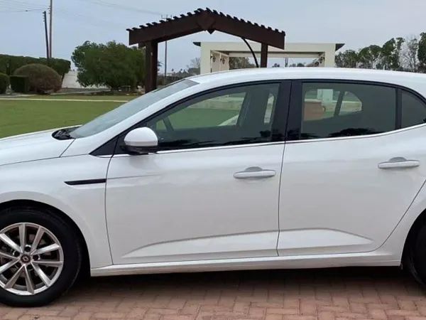 forDailyRentMegane Renault