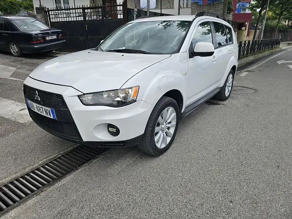forDailyRentOutlander Mitsubishi