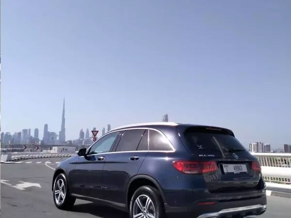 forDailyRentGLC 300 Mercedes