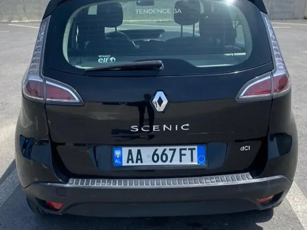 forDailyRentScenic Renault