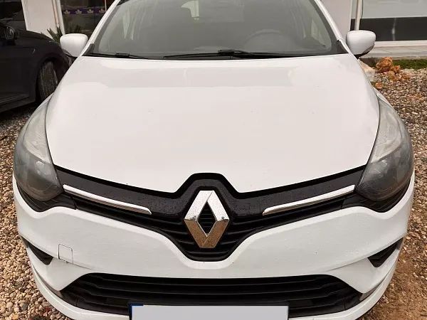 forDailyRentClio Renault