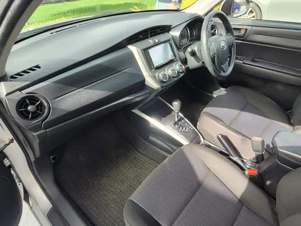 forDailyRentCorolla Fielder Toyota