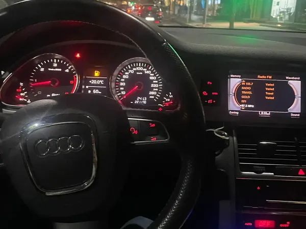forDailyRentQ7 Audi