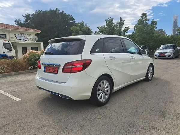 forDailyRentB 180 Mercedes