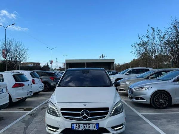 forDailyRentB 250 Mercedes