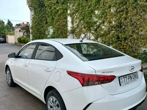forDailyRentAccent Hyundai