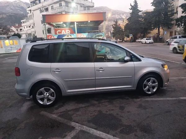 forDailyRentTouran Volkswagen