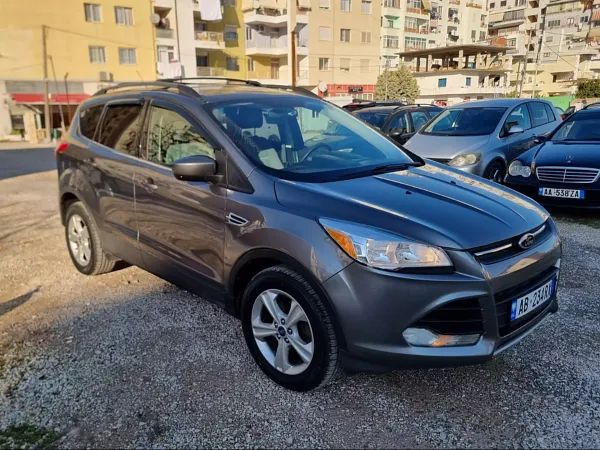 forDailyRentEscape Ford